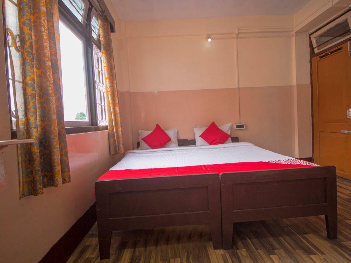 Oyo 19941 Hotel Blue Diamond Darjeeling  Bagian luar foto